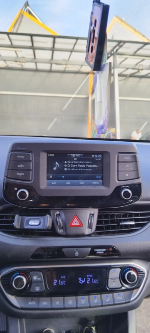 Hyundai i30 100 cp 2017 - imagine 2