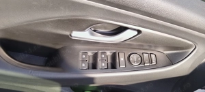 Hyundai i30 100 cp 2017 - imagine 4