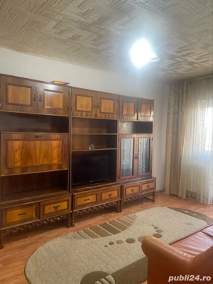 Inchiriez apartament , 2 camere , decomandat , Cotu Mic , bloc 13 , etaj 2 - imagine 10 Inchiriez apartament , 2 camere , decomandat , Cotu Mic , bloc 13 , etaj 2 - imagine 10