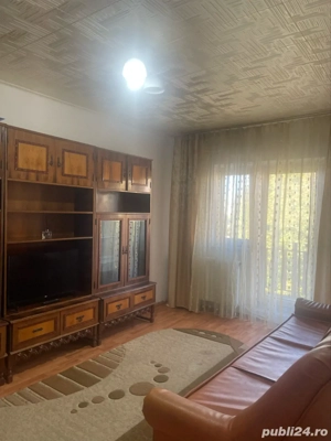 Inchiriez apartament , 2 camere , decomandat , Cotu Mic , bloc 13 , etaj 2 - imagine 9 Inchiriez apartament , 2 camere , decomandat , Cotu Mic , bloc 13 , etaj 2 - imagine 9