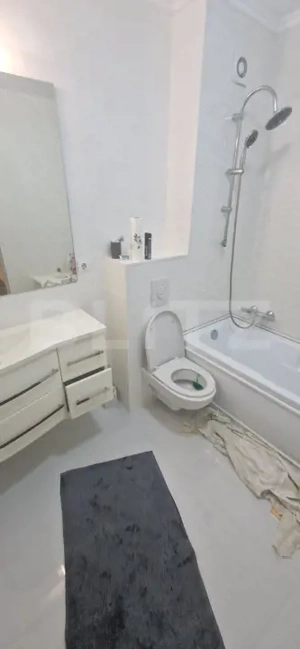 Apartament 3 camere, 2 băi, etaj intermediar, zona Eroilor, parcare inclusa  - imagine 7