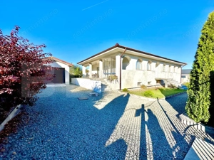 Casă elegantă, design mediteranean, demisol + parter, garaj, 1200 mp teren - imagine 7