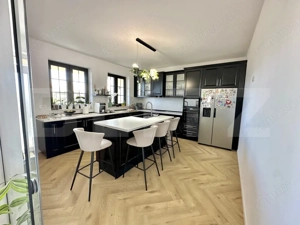Casă superbă, pe un singur nivel, 284 mp, mobilată lux  - imagine 5