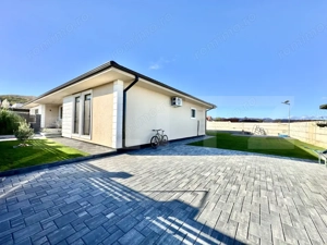 Casă superbă, pe un singur nivel, 284 mp, mobilată lux  - imagine 12
