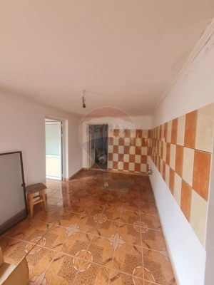 Casă cu 7 camere de vânzare in apropiere de Focsani - imagine 11