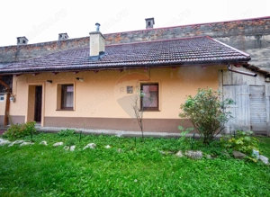 Casă individuală cochetă, 1 dormitor, renovată, Str. Lungă – Central