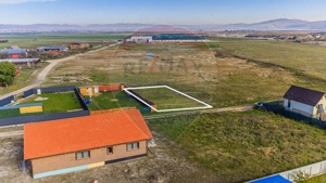 COMISION 0% | Teren 550 mp intravilan Cărpiniș, utilități, acces drum - imagine 3