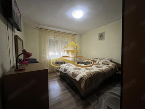 Inchiriez apartament 3 camere decomandate, Martir Horia, Bacău
