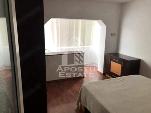 Apartament cu 3 camere, decomandat, centrala proprie, zona Soarelui - imagine 9
