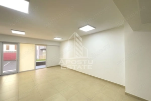 Doua spatii comerciale, 120 mp + 2 locuri parcare, Zona Aradului - imagine 2