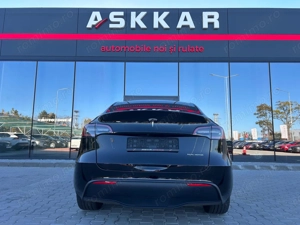 Tesla Model Y - imagine 7 Tesla Model Y - imagine 7