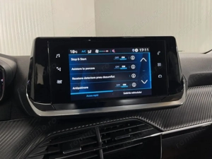 Peugeot 2008 - imagine 17