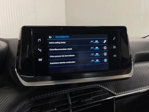 Peugeot 2008 - imagine 18