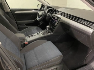 Volkswagen Passat - imagine 11