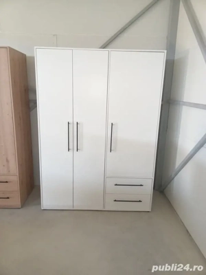 Dulap nou de vânzare 