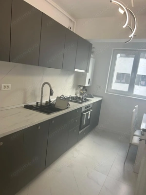 2 camere finalizat, 5 minute metrou