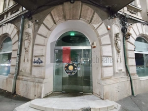 Spatiu comercial cu deschidere la 2 strazi