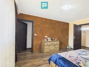 Casă și clădire de apartamente la Orțișoara - imagine 32