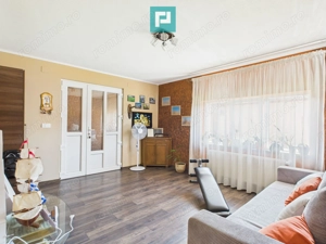 Casă și clădire de apartamente la Orțișoara - imagine 34