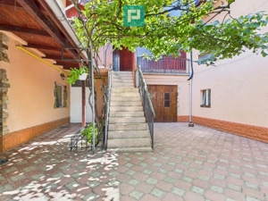 Casă și clădire de apartamente la Orțișoara - imagine 49
