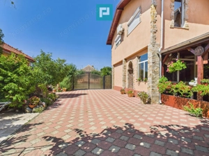 Casă și clădire de apartamente la Orțișoara - imagine 44