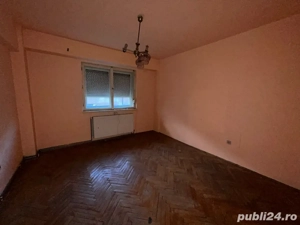 Apartament cu 3 camere de vanzare  - imagine 3