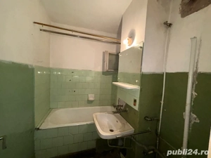 Apartament cu 3 camere de vanzare  - imagine 2