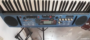 vand orga elecronica Yamaha Djx