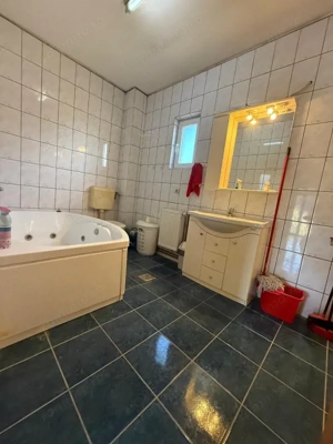 Casa individuala, 7 camere, parter+mansarda, 220 mp - Braytim - imagine 13