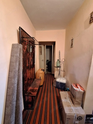 De vânzare   apartament cu 4 camere în Micro 20, zona Restaurantului  2 Cocoși 