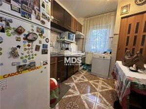 Etaj cu 2 bai si 2 balcoane bloc izolat - imagine 9