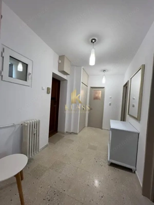 Închiriere apartament 3 camere prima închiriere după renovare designer interior - imagine 18