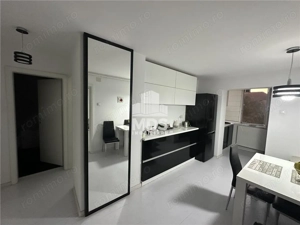 Decomandat, etaj 3, mobilat si utilat in Soarelui