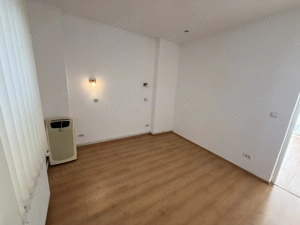 Apartament 6 camere zona Central - imagine 3