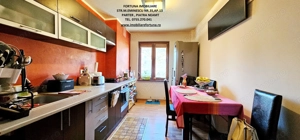 Apartament 5 camere, 2 bai, balcon, boxa, loc parcare, situat in zona Centrala - imagine 3