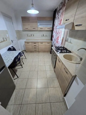 Inchiriez apartament 2 camere Apusului - imagine 5