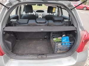 Vand Toyota Yaris 2008 - imagine 8 Vand Toyota Yaris 2008 - imagine 8