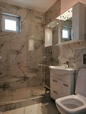 OCAZIE! Inchiriez apt.3 camere, ultracentral, 80mpu, etajul 2 din 4, garaj 20mpu, PET FRIENDLY! - imagine 7