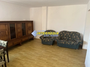 3 camere de inchiriat Bloc Nou Centru etaj 1 mobilat   - imagine 7