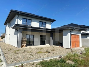 Casa de 4 camere, 300 mp, teren 850 mp, in Cihei - imagine 4