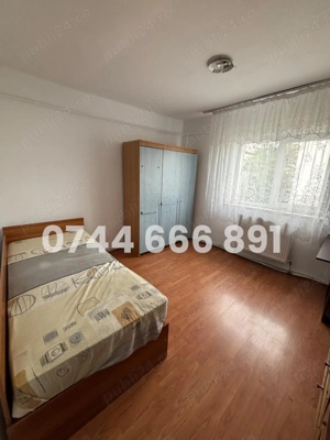 Apartament decomandat 3 camere, etaj 3, strada Maramures - imagine 6 Apartament decomandat 3 camere, etaj 3, strada Maramures - imagine 6