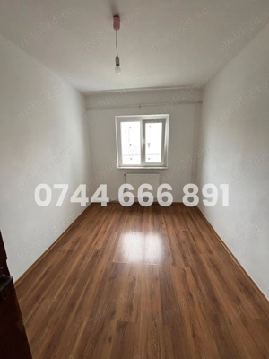 Apartament decomandat 3 camere, etaj 3, strada Maramures - imagine 9 Apartament decomandat 3 camere, etaj 3, strada Maramures - imagine 9