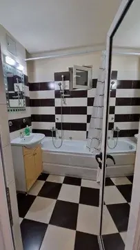 Apartament 3 camere   Piața 700 - etaj 1 - complet mobilat! - imagine 6