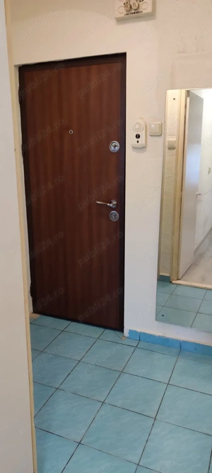 Scoala 8 garsoniera nemobilata