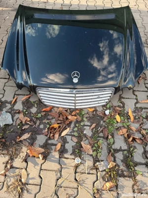 elemente caroserie Mercedes E 220