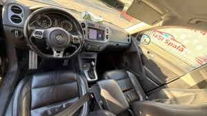 Volkswagen Tiguan 2.0 TD Sport & pachet R line