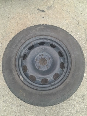 Vand janta de duster  cu cauciuc continental nou 215 65 16 ...nr tel 0754760000