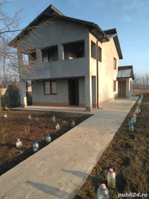 Vand casa in Luciu - imagine 5 Vand casa in Luciu - imagine 5