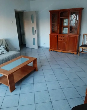 Descoperă confortul urban: 2 camere decomandate, aproape de Piața Unirii