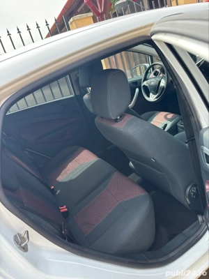 Vand ford fiesta  - imagine 3 Vand ford fiesta  - imagine 3